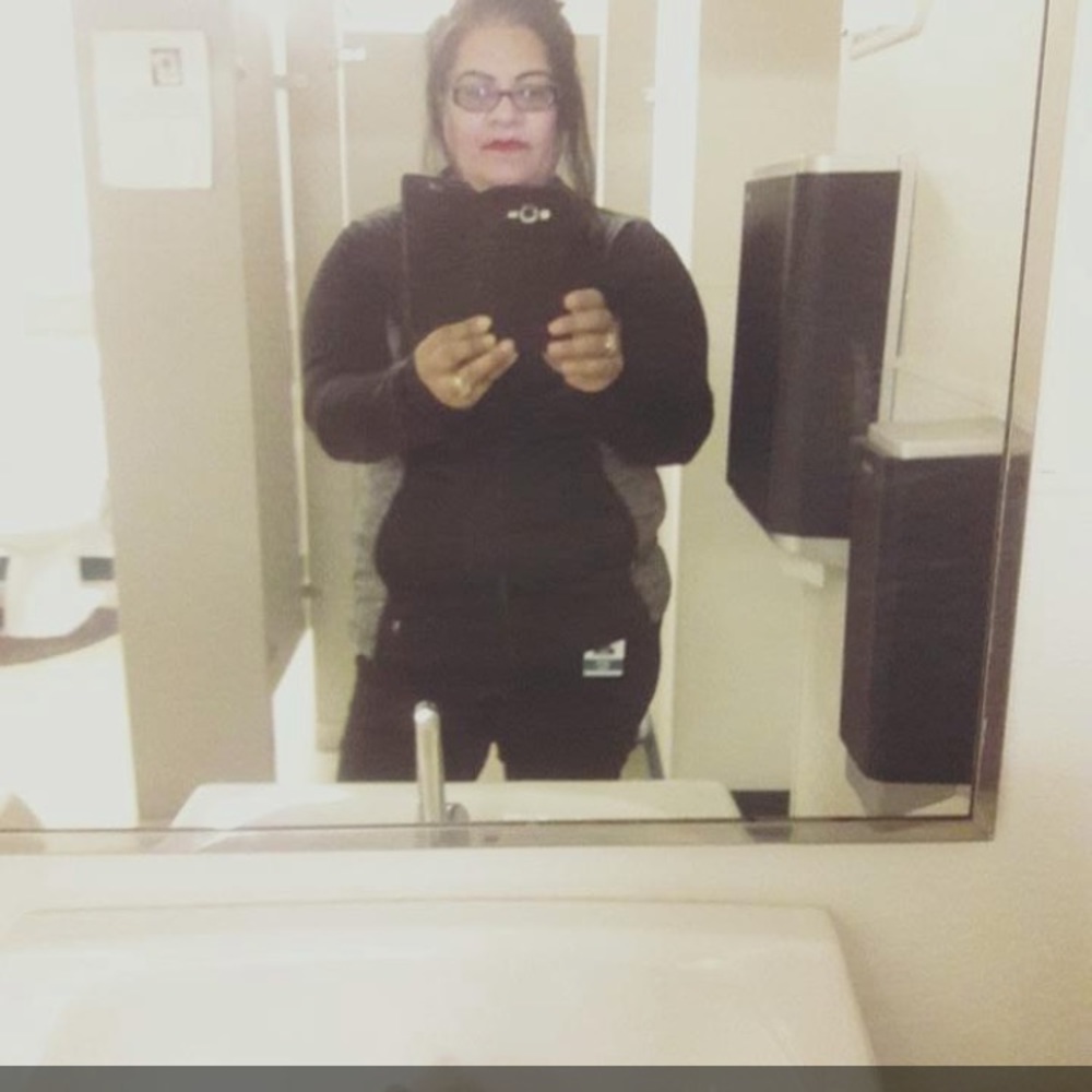 Meet your Posher, Evelyn